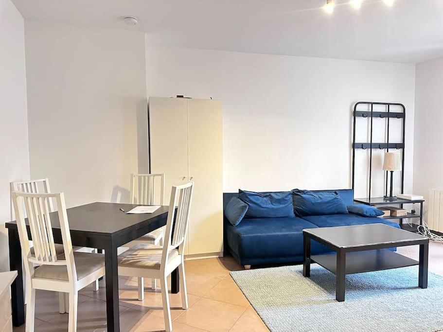 Appartement F3, 2 Chambres อีวรี-ซูร์-แซ็น ภายนอก รูปภาพ